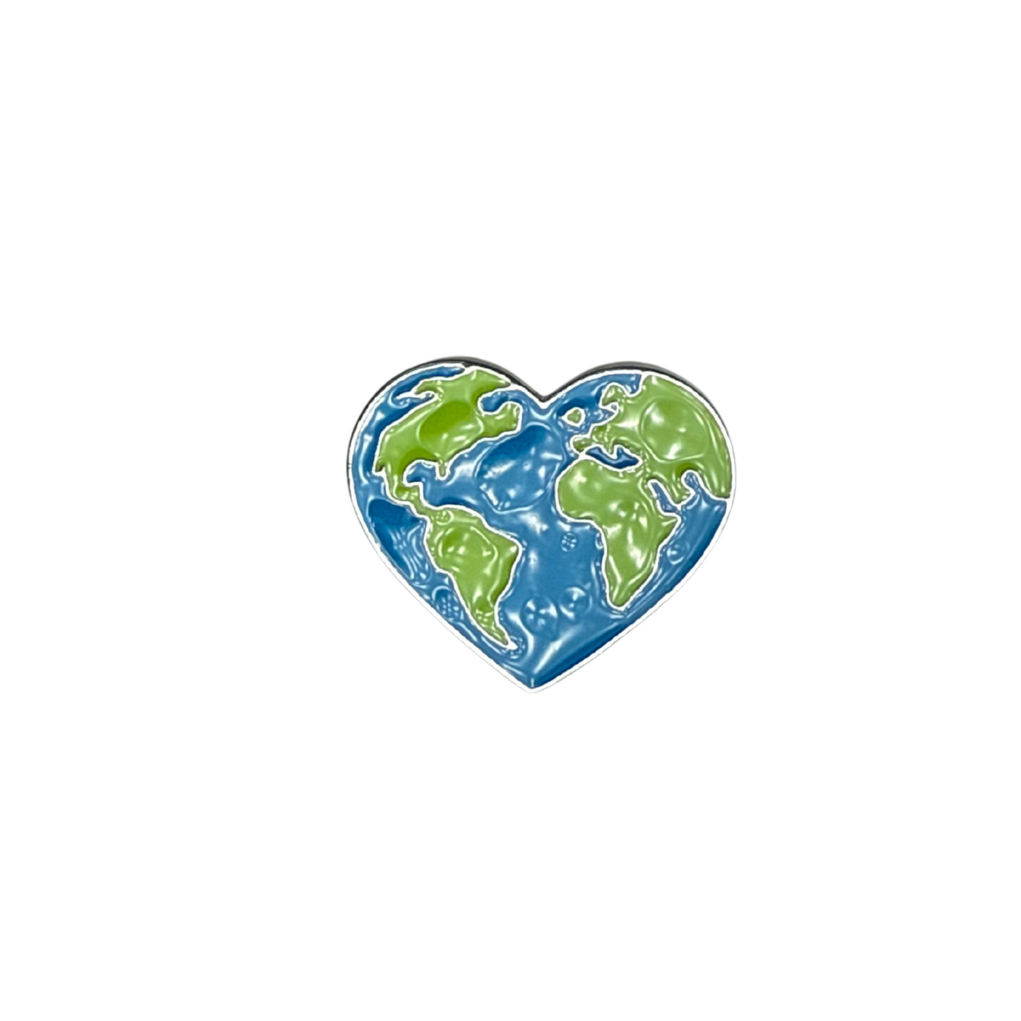Pin corazón mundo